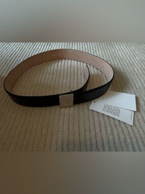 Déhanche Black Leather Belt with Square Silver Buckle